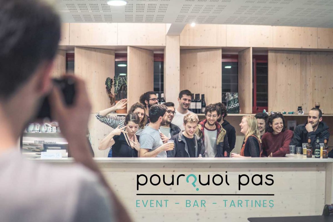 Le café « Pourquoi pas ? » envoie de la culture par la poste