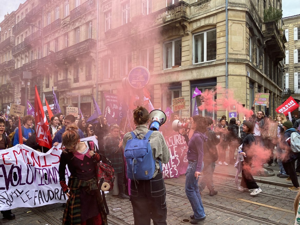 Bordeaux : Une manifestation féministe et syndicaliste pour la journée internationale de lutte pour les droits des femmes