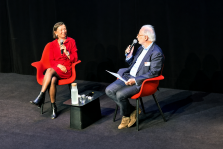 Pourquoi Easy Cash croit encore au magasin physique