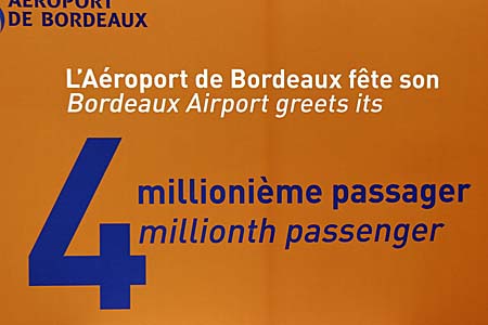 Premier vol Toulon Bordeaux par Volotea.